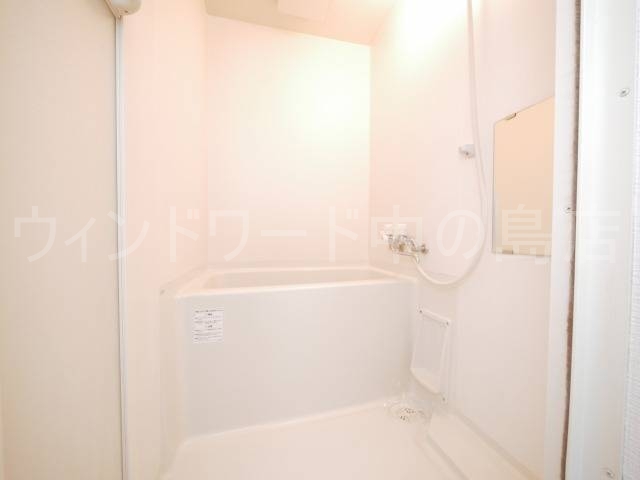 バス・シャワールーム　詳細は、ウィンドワード中の島店までご相談下さい。