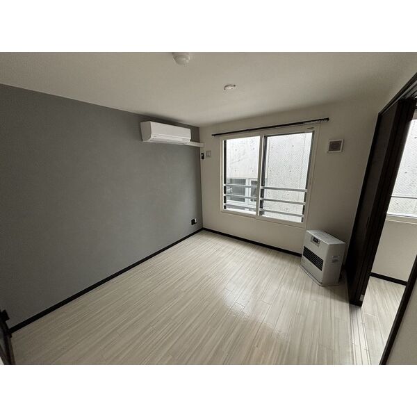 居室・リビング　※概略資料につき現況を優先します。