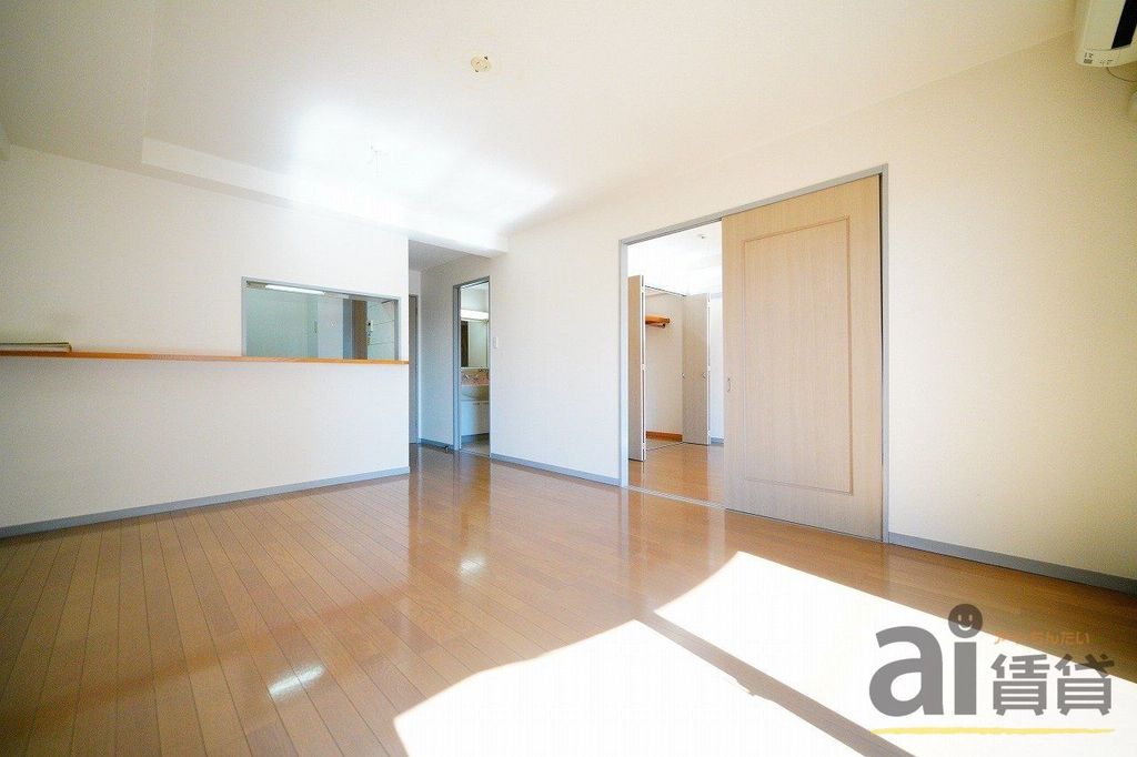 居室・リビング　同仕様写真