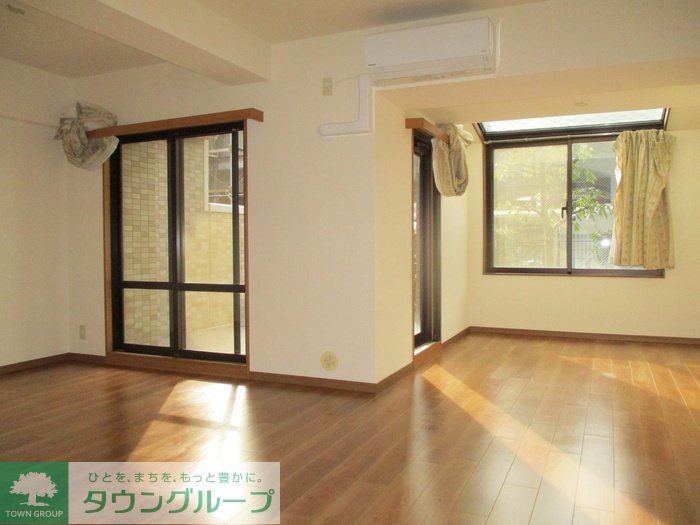 居室・リビング　お問合せはタウンハウジングまで！※現地待合わせ相談可能