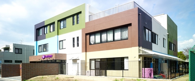 幼稚園・保育園　あじさい保育園（幼稚園・保育園）まで207m