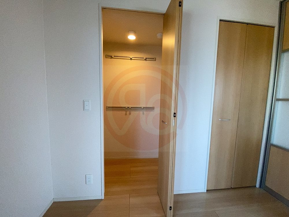 収納　寝室にぴったりのお部屋です