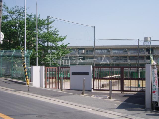 中学校　吹田市立山田中学校（中学校）まで1266m