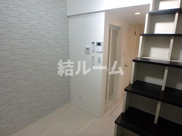 居室・リビング　別号室参考写真