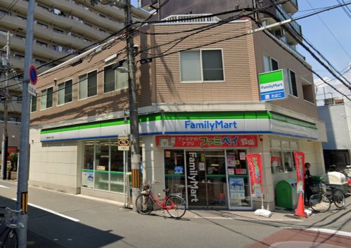 コンビニ　ファミリーマート都島北通１丁目店（コンビニ）まで77m