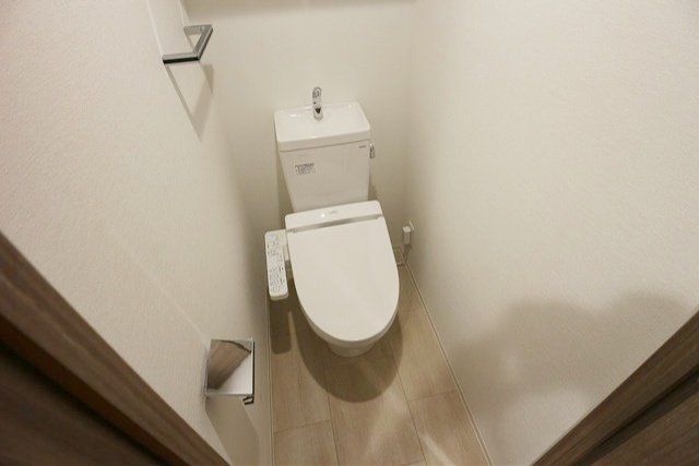 トイレ　お部屋探しは株式会社　タウンハウジング　までお気軽にお問合…
