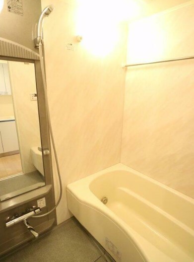 バス・シャワールーム　他部屋参考写真