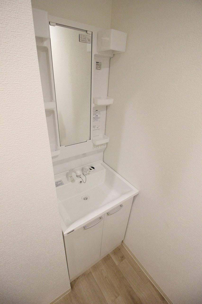 洗面設備　別の部屋の写真です