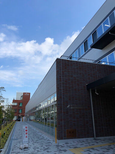図書館　東大阪市立永和図書館（図書館）まで4774m