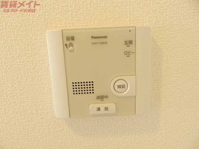 セキュリティ　同型参考写真