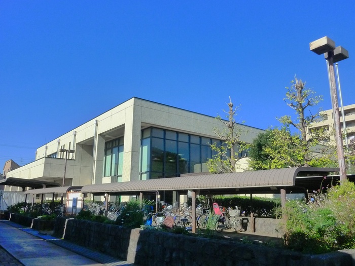 役所　三鷹図書館（役所）まで1560m