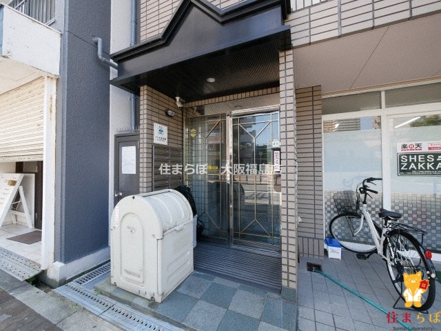 エントランス　共用部の印象も大切に