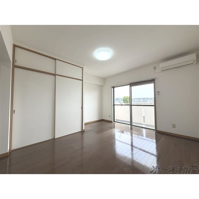 建物外観　洋室