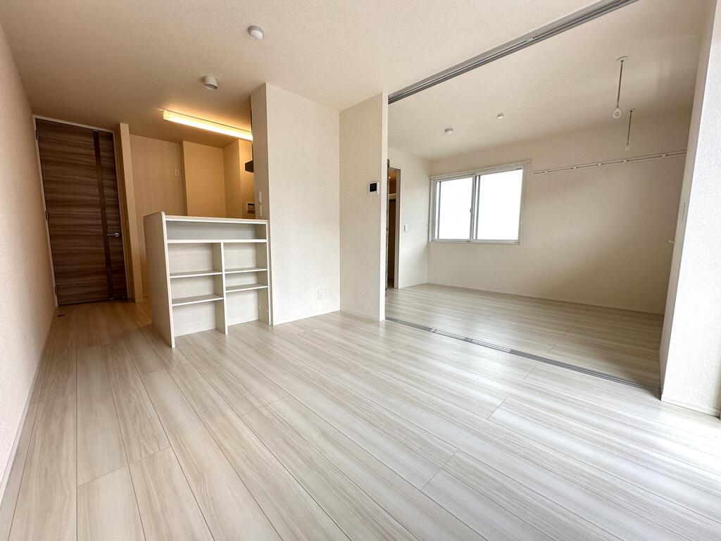 居室・リビング　※同タイプ別部屋です