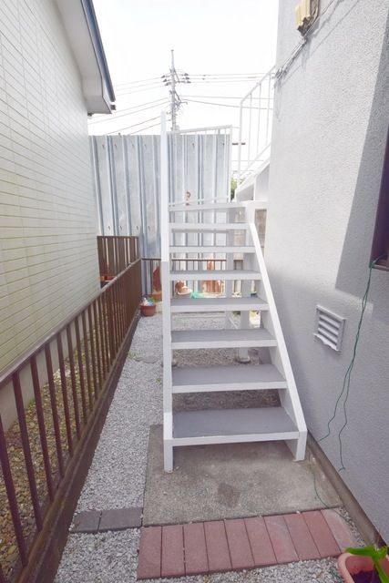 その他共有部分　★2階部分の階段です★
