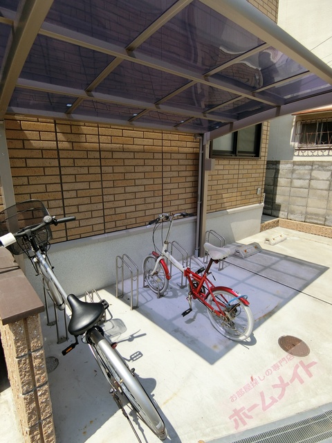 駐車場　駐輪場