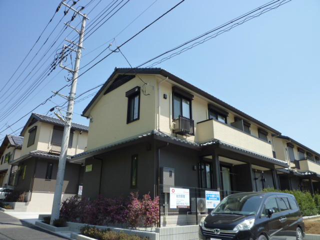 建物外観　2016年4月築♪