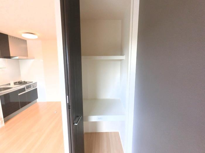収納　※別部屋写真。現状優先。