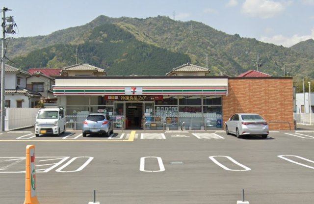 コンビニ　セブンイレブン　たつの東觜崎店（コンビニ）まで1007m