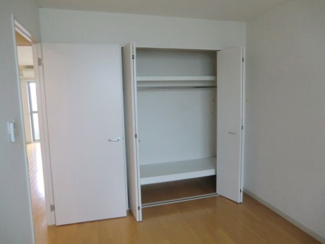 収納　クローゼット