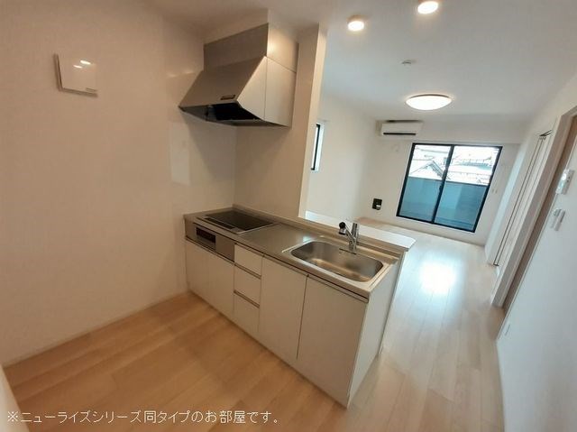 キッチン　※同タイプのお部屋の画像になります。