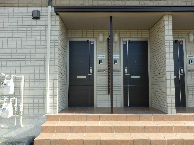 玄関　参考写真：ダイワハウス施工物件