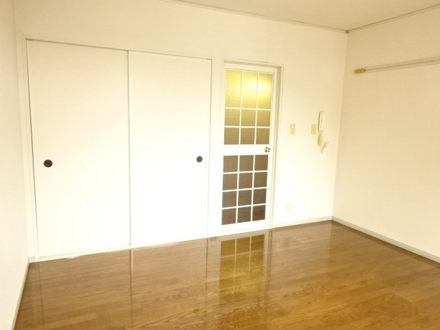 その他部屋・スペース　参考：102号室（内装・設備が異なる場合があります。）