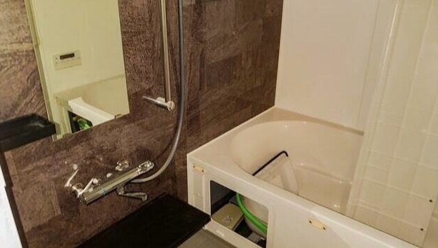 バス・シャワールーム　別部屋参考写真
