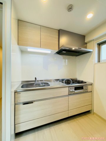 キッチン　同マンション別部屋　参考写真