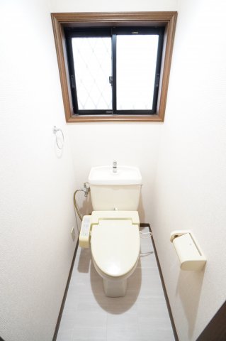 トイレ　※同物件・同タイプの写真です。
