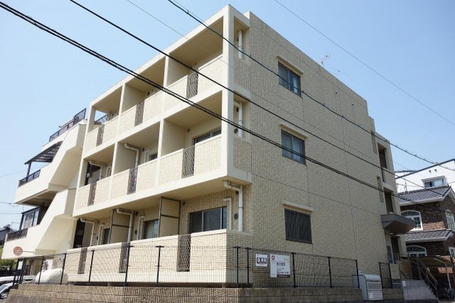 建物外観　2005年築　ボナールKI