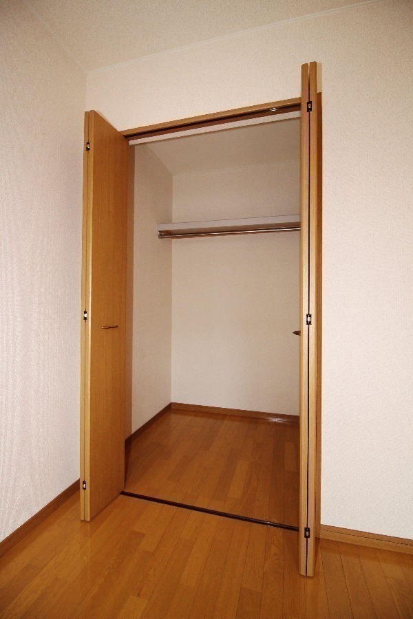 収納　広々ウォークインクローゼット