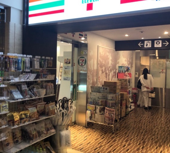 コンビニ　セブンイレブン KOYO聖路加国際病院店（コンビニ）まで152m