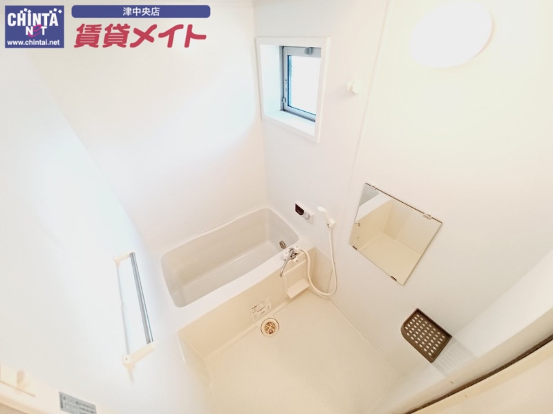 バス・シャワールーム　同型参考写真