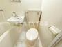 トイレ　清潔感のあるトイレです