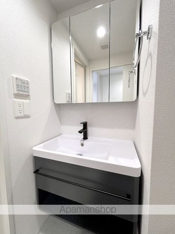 地下鉄谷町線 谷町六丁目駅 徒歩4分 15階建 築1年の内装写真