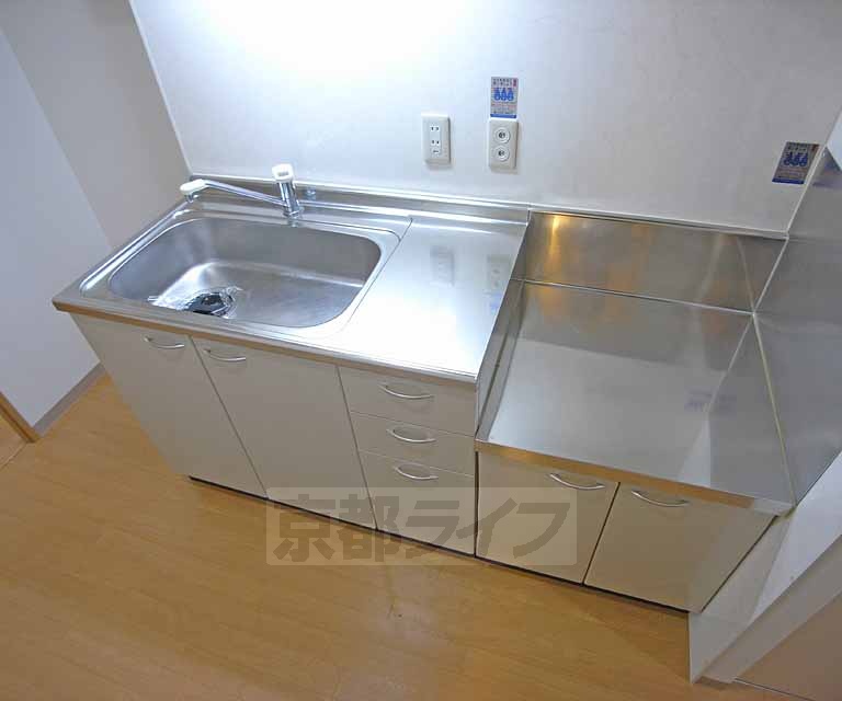 キッチン　２口ガスコンロ設置可能です