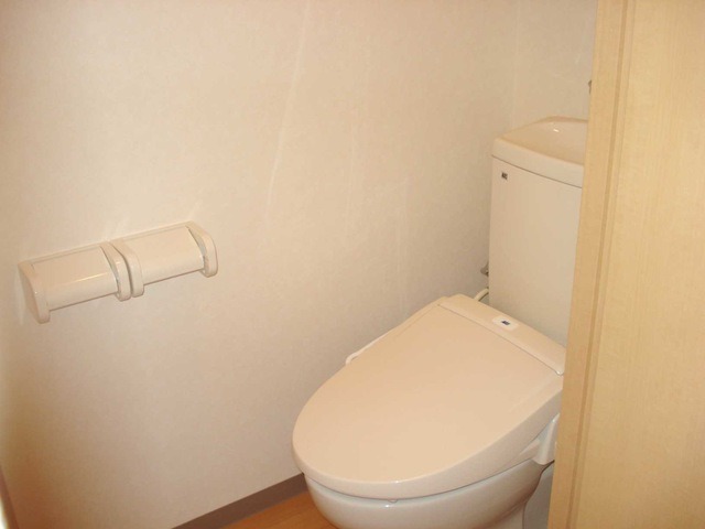 トイレ　図面と現状に相違がある場合には現状を優先
