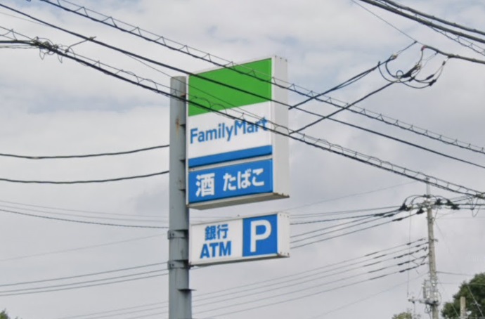 コンビニ　ファミリーマート 千住河原町墨堤通り店（コンビニ）まで127m