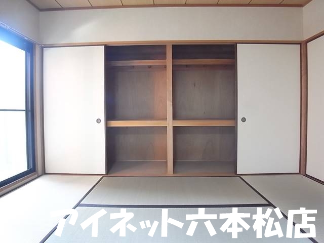 収納　広々とした収納です