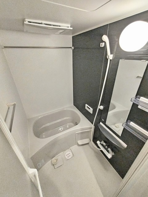 バス・シャワールーム　★★追焚と浴室乾燥機付き♪★★