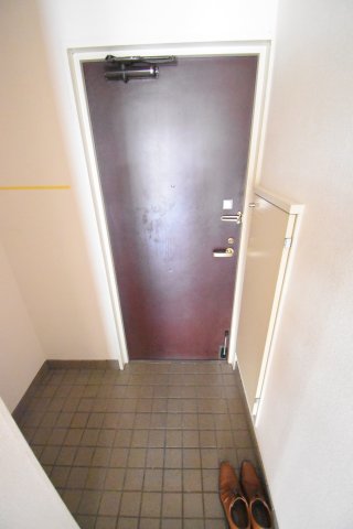 玄関　※別部屋写真参考※
