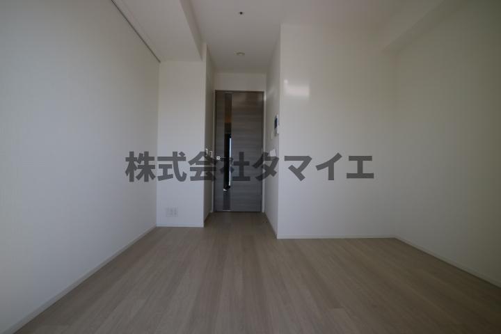 居室・リビング　個人の部屋や寝室として使える洋室です