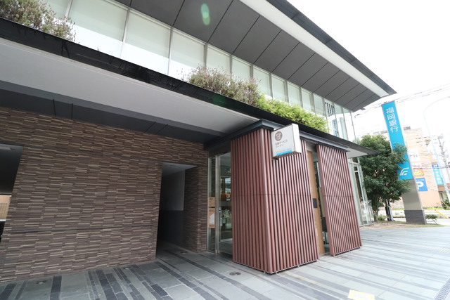 銀行　福岡銀行平尾支店（銀行）まで100m