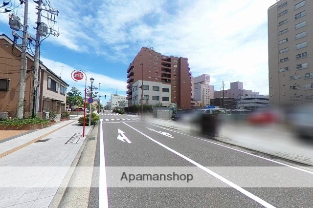 その他　前面道路（その他）まで0m