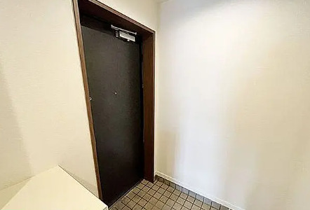 玄関　別タイプ部屋　参考写真です