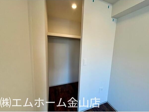 収納　洋室4帖　ウォークインクローゼット付