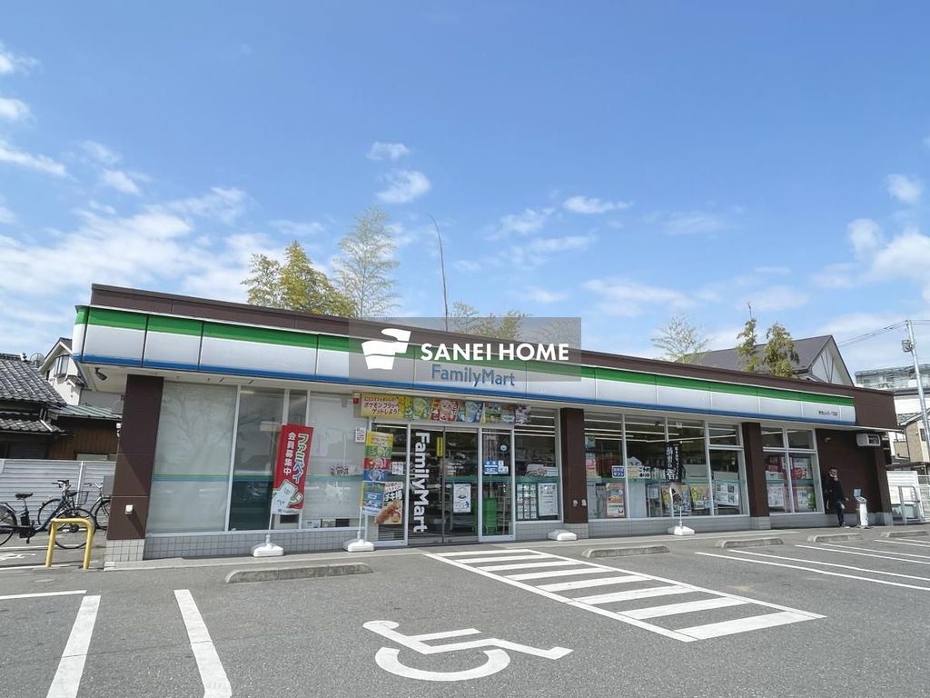 コンビニ　ファミリーマート 東狭山ヶ丘一丁目店（コンビニ）まで510m