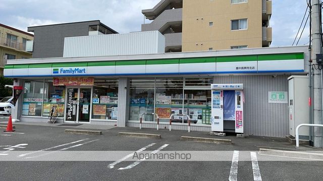 コンビニ　ファミリーマート豊中長興寺北店（コンビニ）まで417m