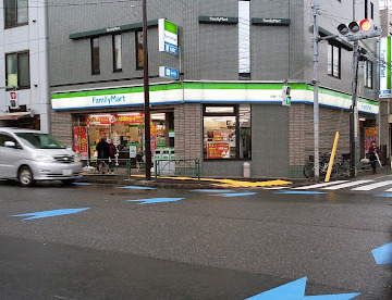 コンビニ　ファミリーマート 田端一丁目店（コンビニ）まで1291m